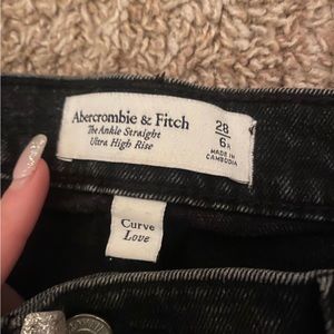 abercrombie and fitch jeans